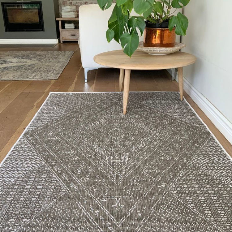 Picture of MEDALLION COFFEE RUG