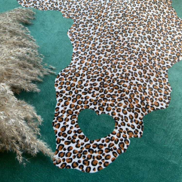 Picture of AFRICA ANIMAL PRINT JADE ROUND (PRINTED RUG)