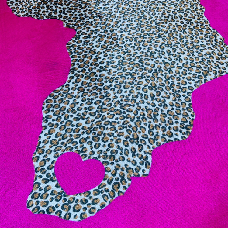Picture of AFRICA ANIMAL PRINT PINK ROUND (PRINTED RUG)
