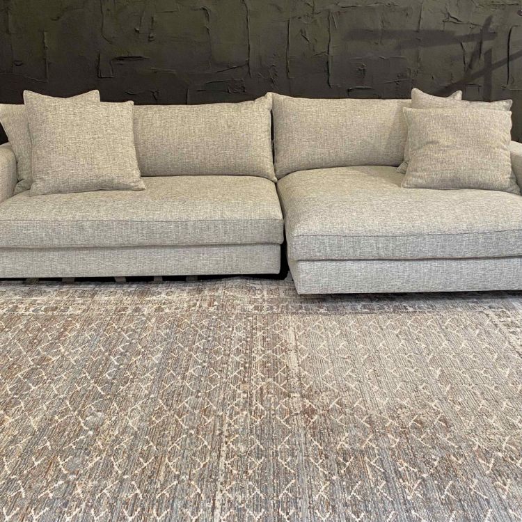 Picture of CROWN RUG (PREMIUM)